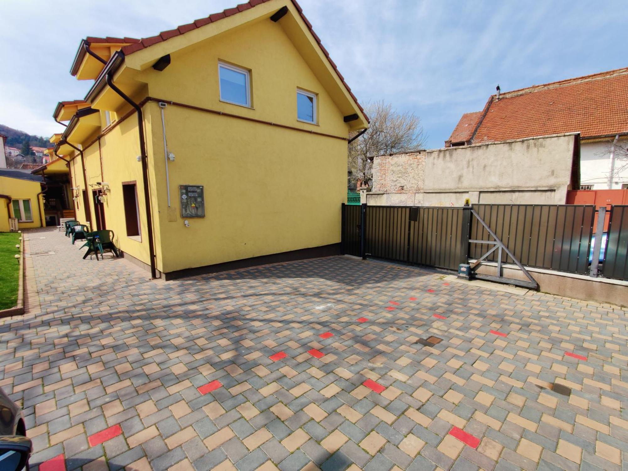 Apartamente De Inchiriat Lucky House ブラショフ エクステリア 写真