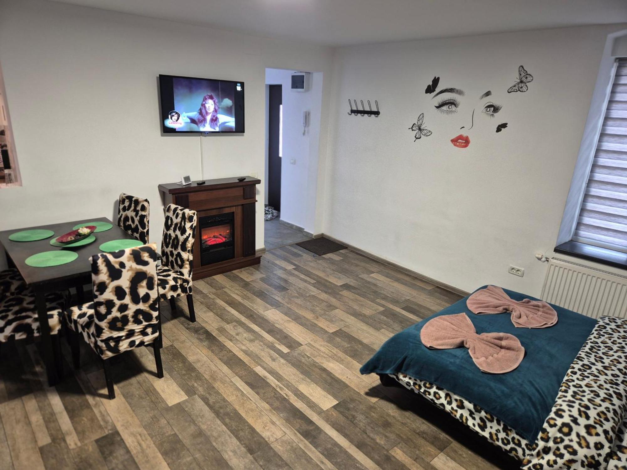 Apartamente De Inchiriat Lucky House ブラショフ エクステリア 写真